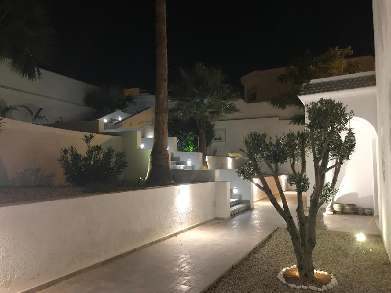 بيت ضيافة Dar Corniche (adults Only) 3*